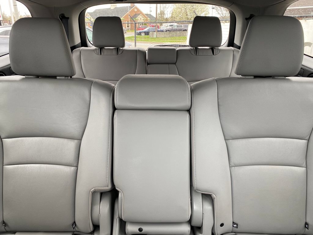 Used 2022 Honda Pilot Touring image 31