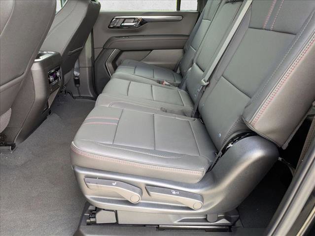 New 2026 Chevrolet Suburban RST image 15