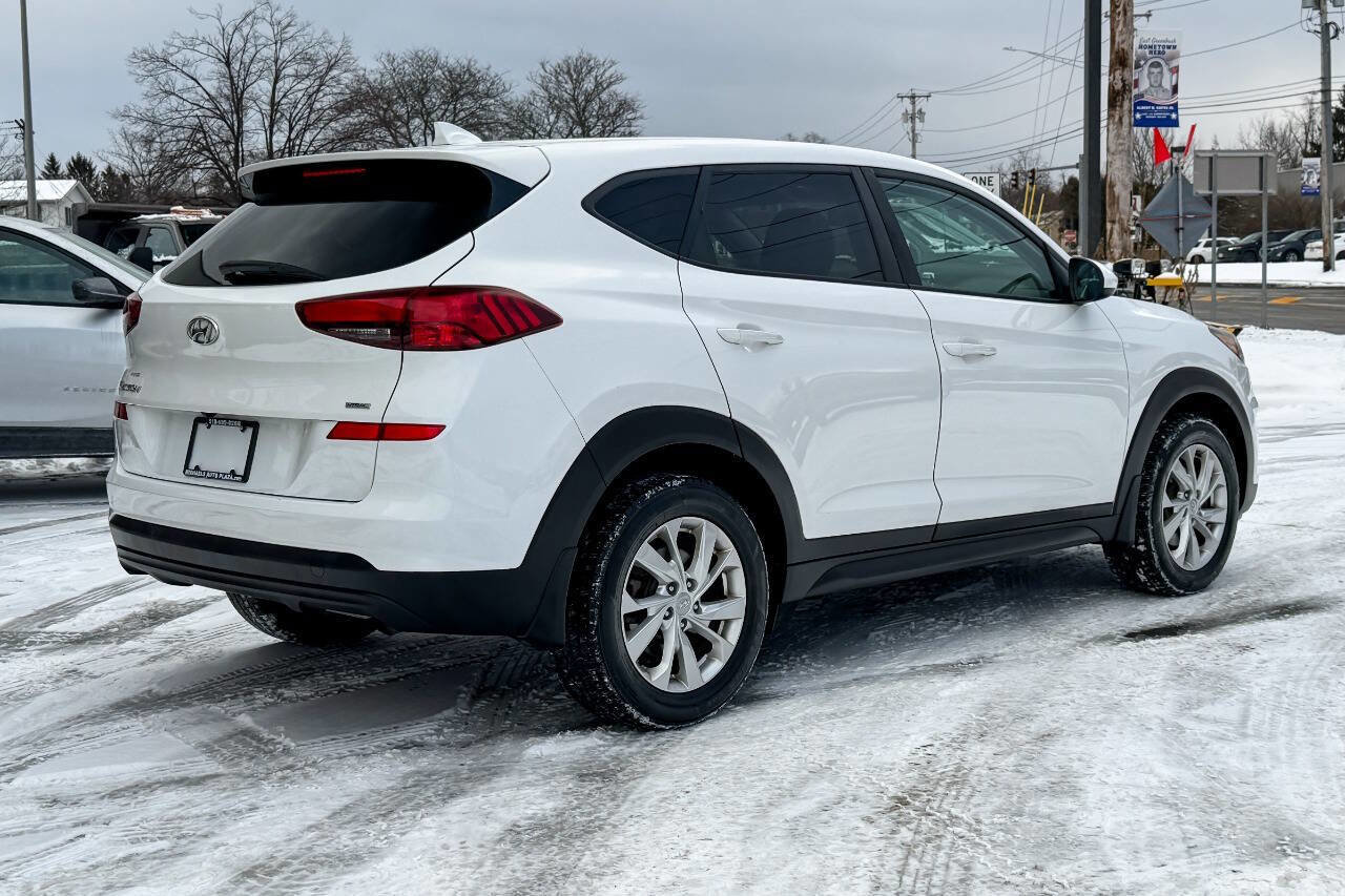 Used 2019 Hyundai Tucson SE w/ Cargo Package image 4