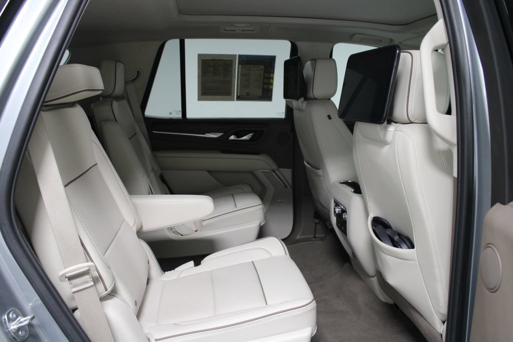 Used 2024 GMC Yukon Denali w/ Denali Reserve Package AWD/4WD image 33