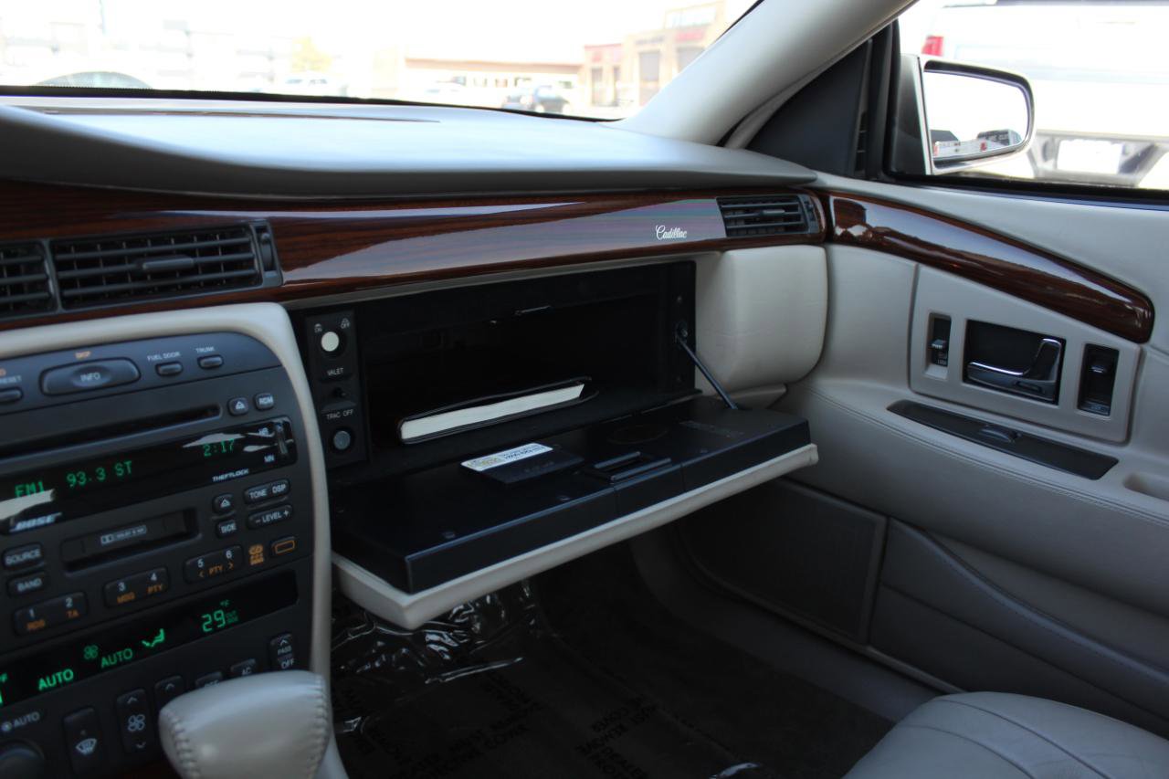 Used 2000 Cadillac Eldorado Touring image 10