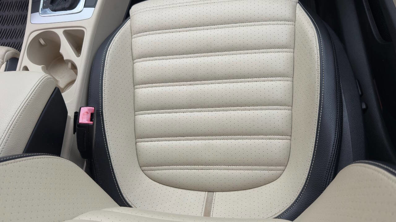 Used 2012 Volkswagen CC Sport image 40