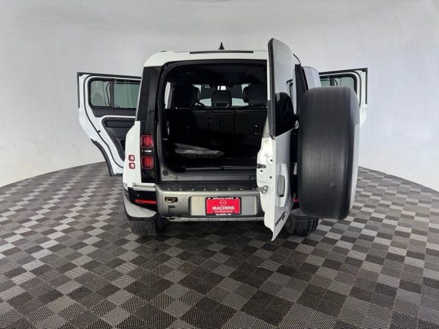 Used 2022 Land Rover Defender 110 X-Dynamic HSE AWD/4WD image 15