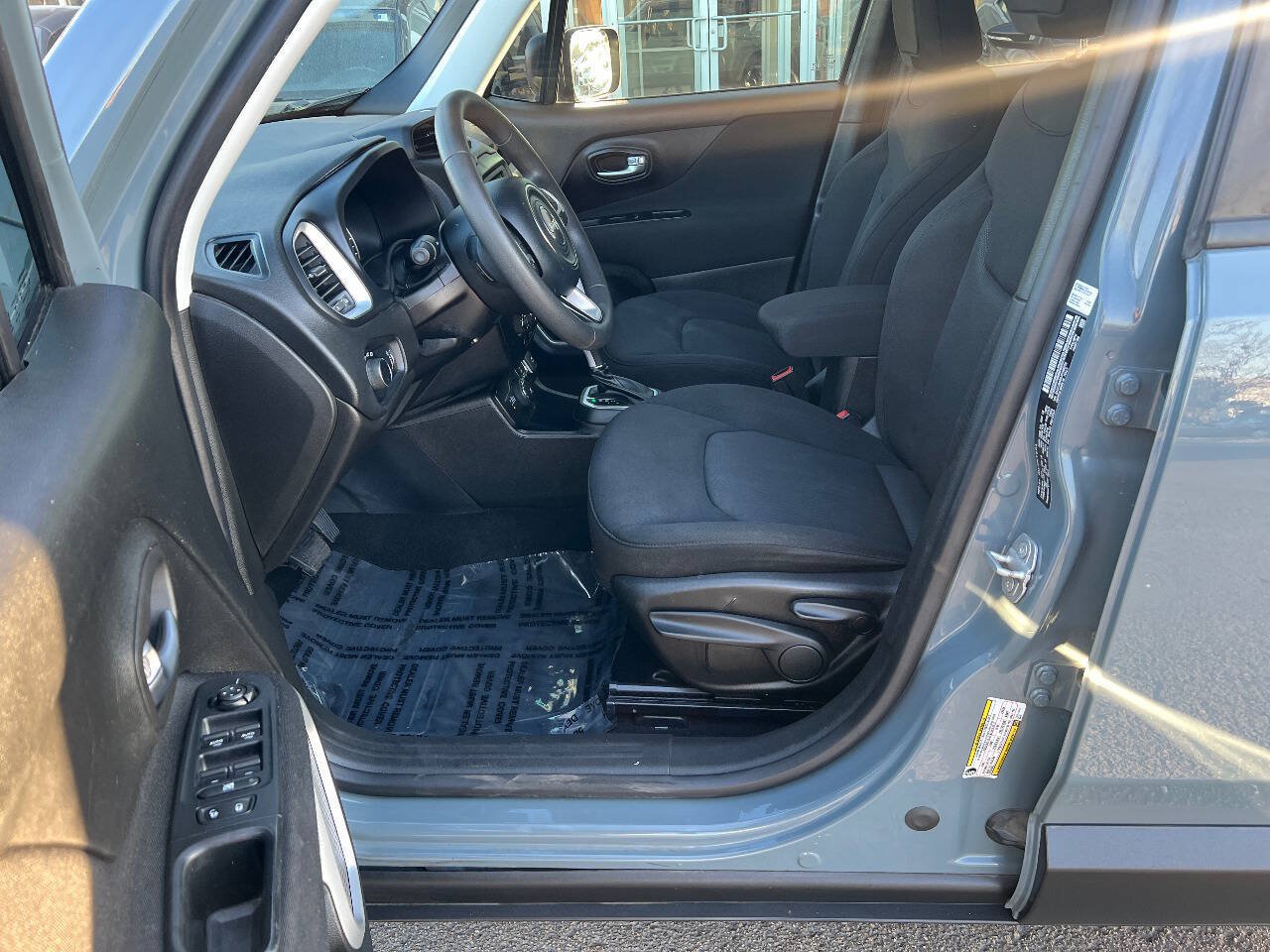 Used 2018 Jeep Renegade Sport w/ Power & Air Group AWD/4WD image 19