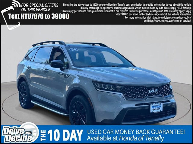 Used 2023 Kia Sorento S w/ Panoramic Sunroof Package