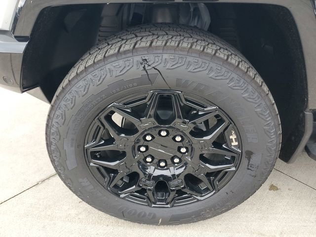 New 2026 GMC Hummer EV SUV w/ LPO, Dark Essentials Package image 4