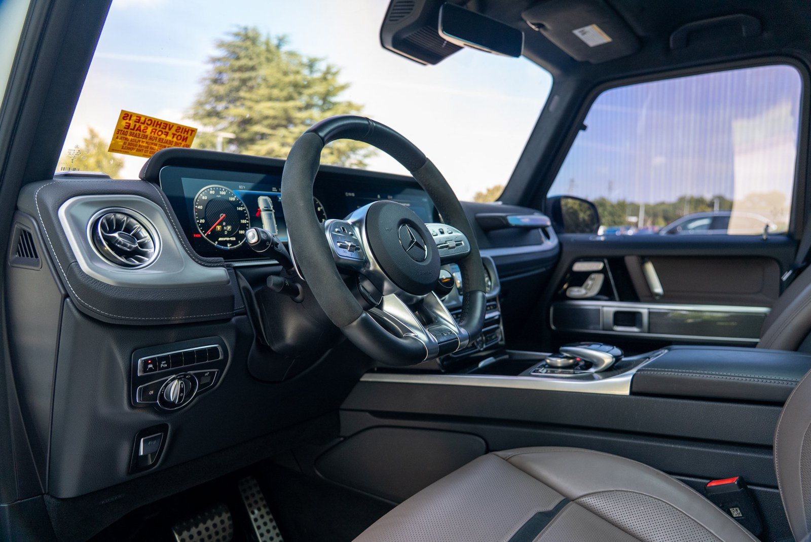Used 2024 Mercedes-Benz G 63 AMG 4MATIC image 26