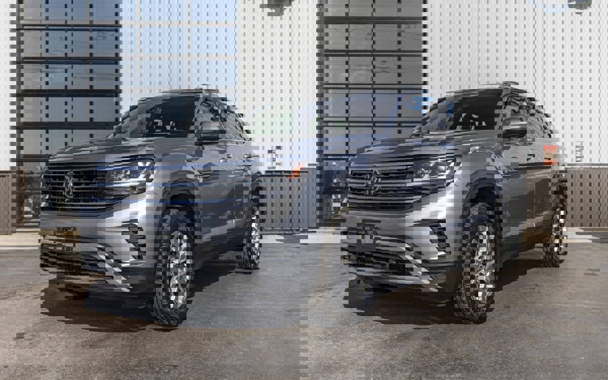 Used 2020 Volkswagen Atlas Cross Sport S image 1