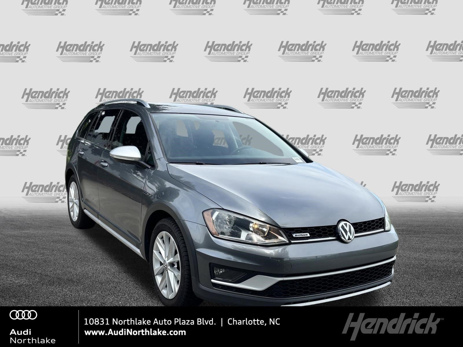 Used 2017 Volkswagen Golf Alltrack S AWD/4WD image 1