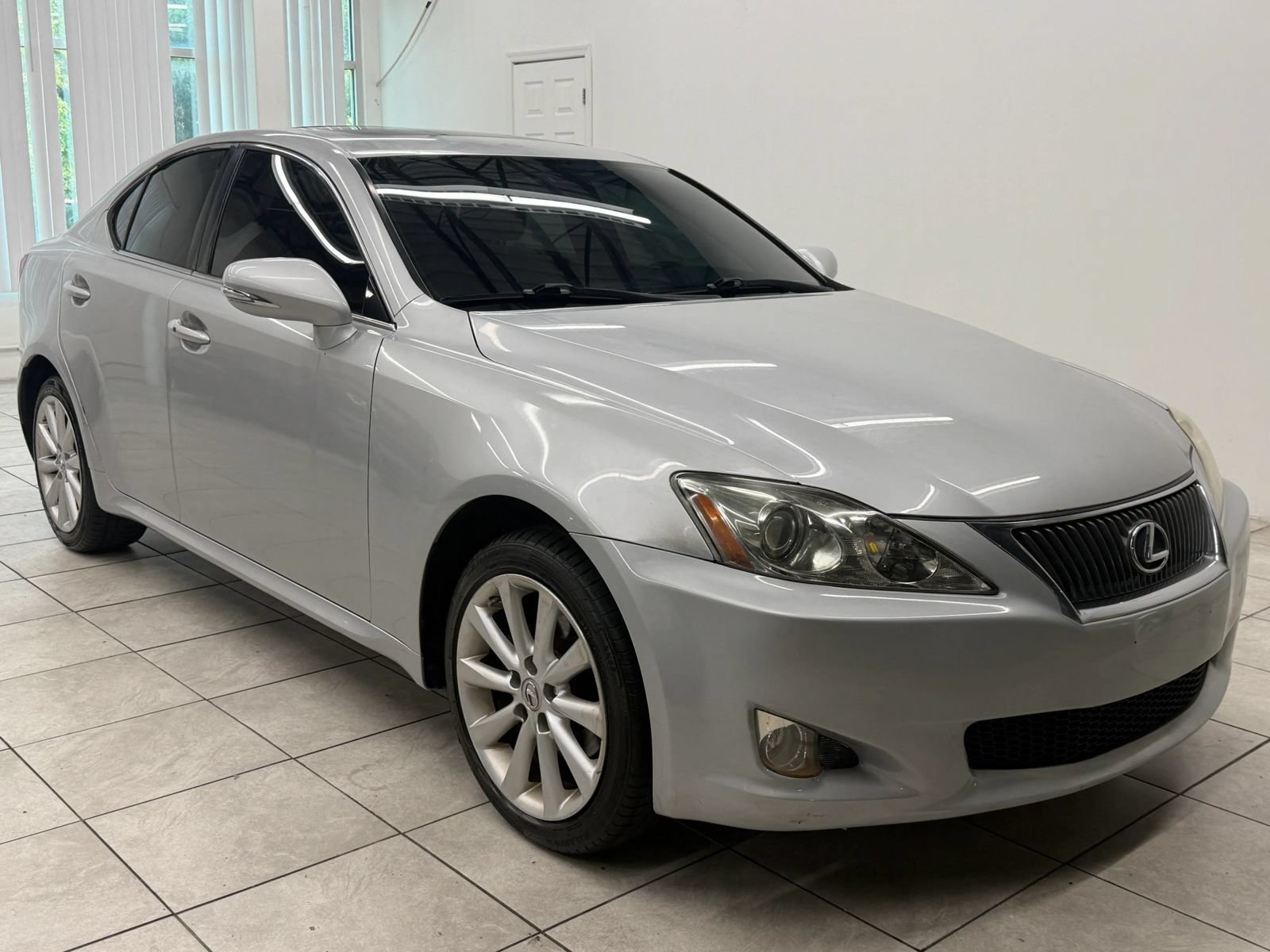 Used 2009 Lexus IS 250 AWD w/ Premium Pkg image 1