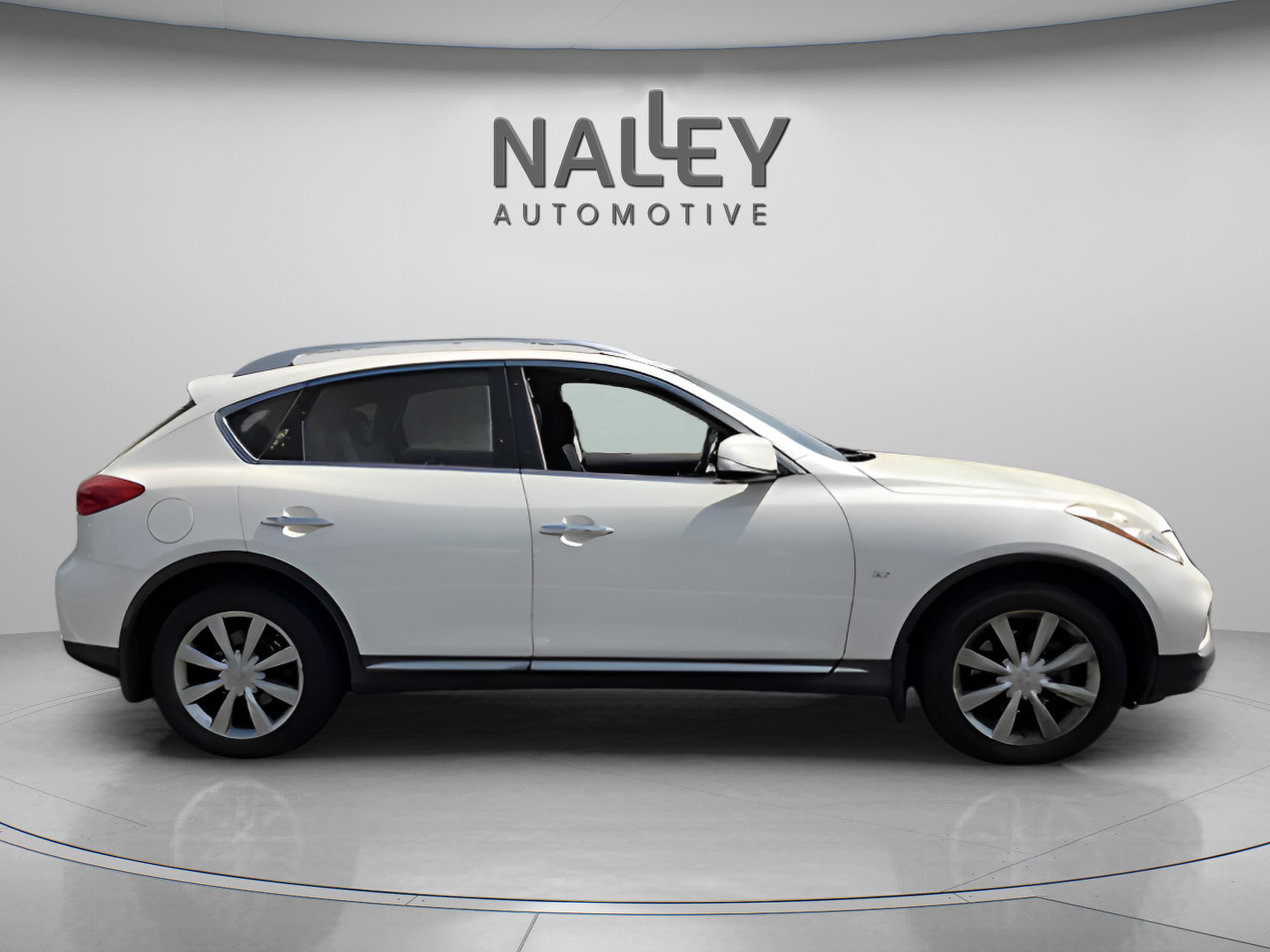 Used 2017 INFINITI QX50 AWD w/ Premium Plus Package image 6