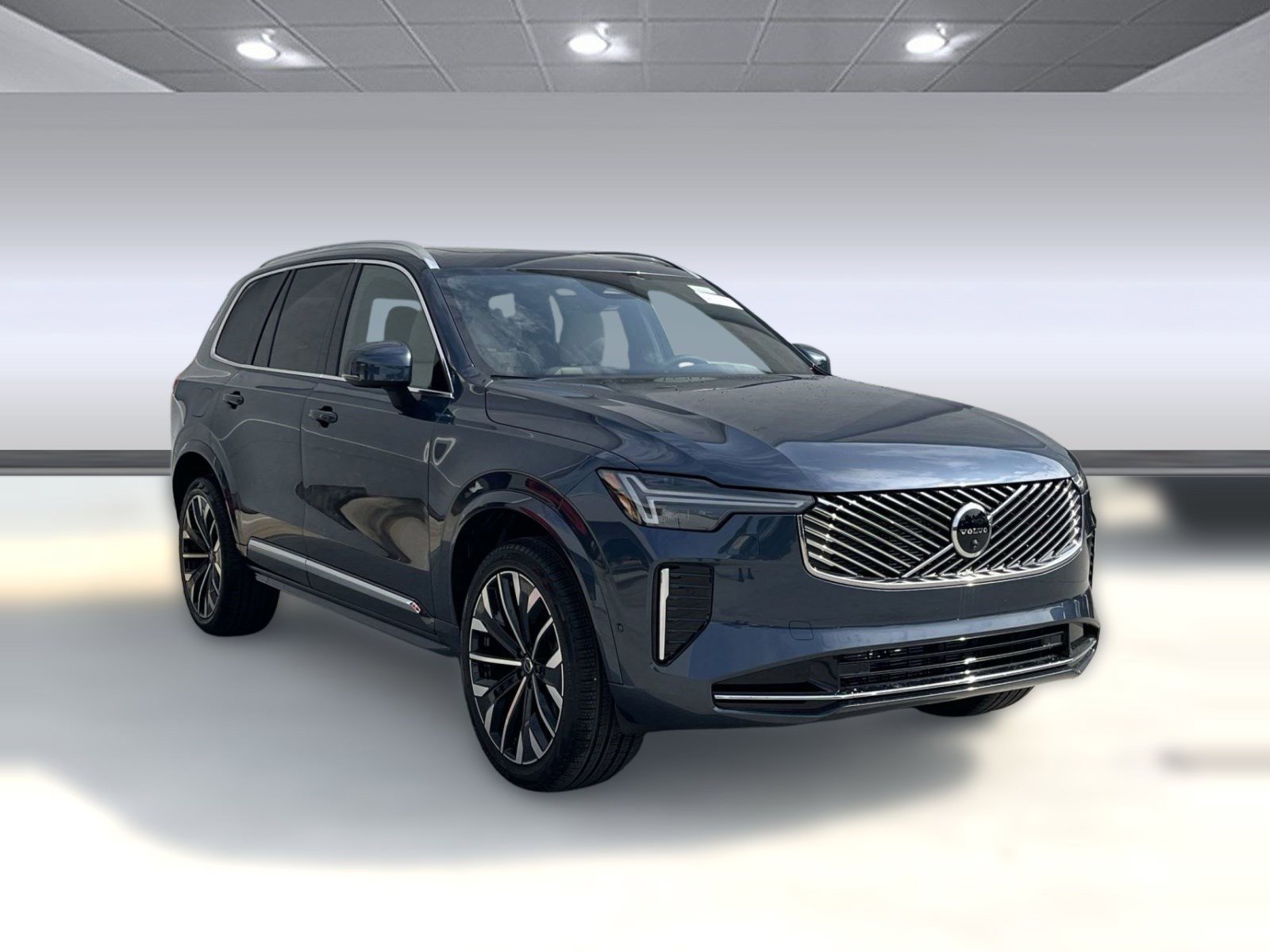 Used 2026 Volvo XC90 B6 Plus w/ Protection Package Premier AWD/4WD image 24