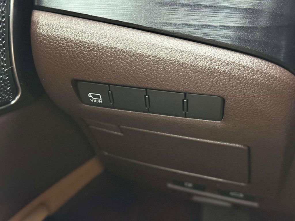 Used 2021 Lexus ES 350 Ultra Luxury w/ Accessory Package 2 image 24