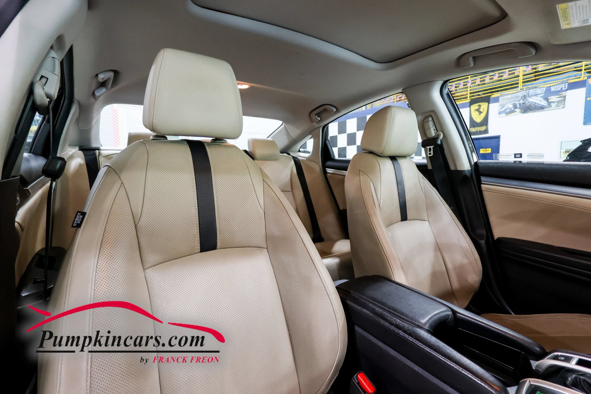 Used 2017 Honda Civic Touring image 23