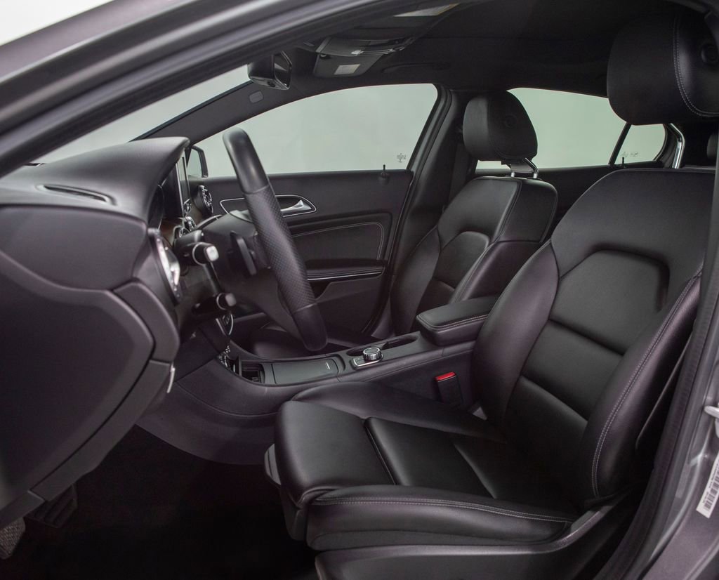 Used 2016 Mercedes-Benz GLA 250 4MATIC image 10