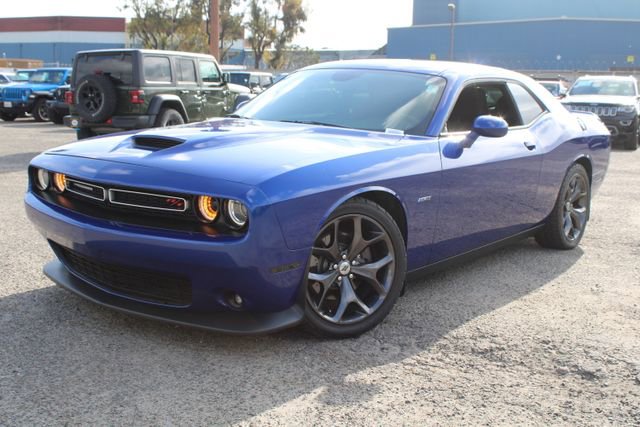 Used 2019 Dodge Challenger R/T RWD image 13