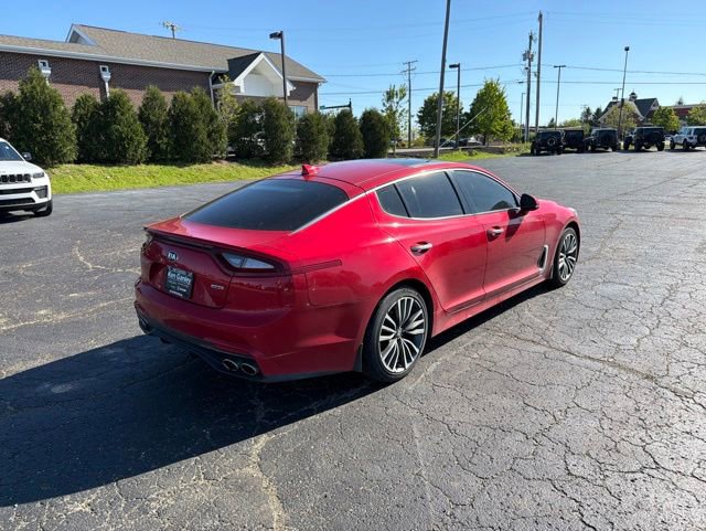 Used 2019 Kia Stinger Premium AWD/4WD image 7