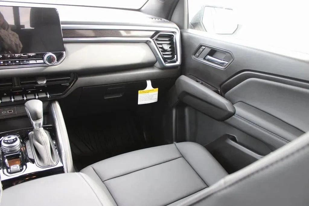 New 2026 GMC Canyon Elevation w/ Convenience Package image 28