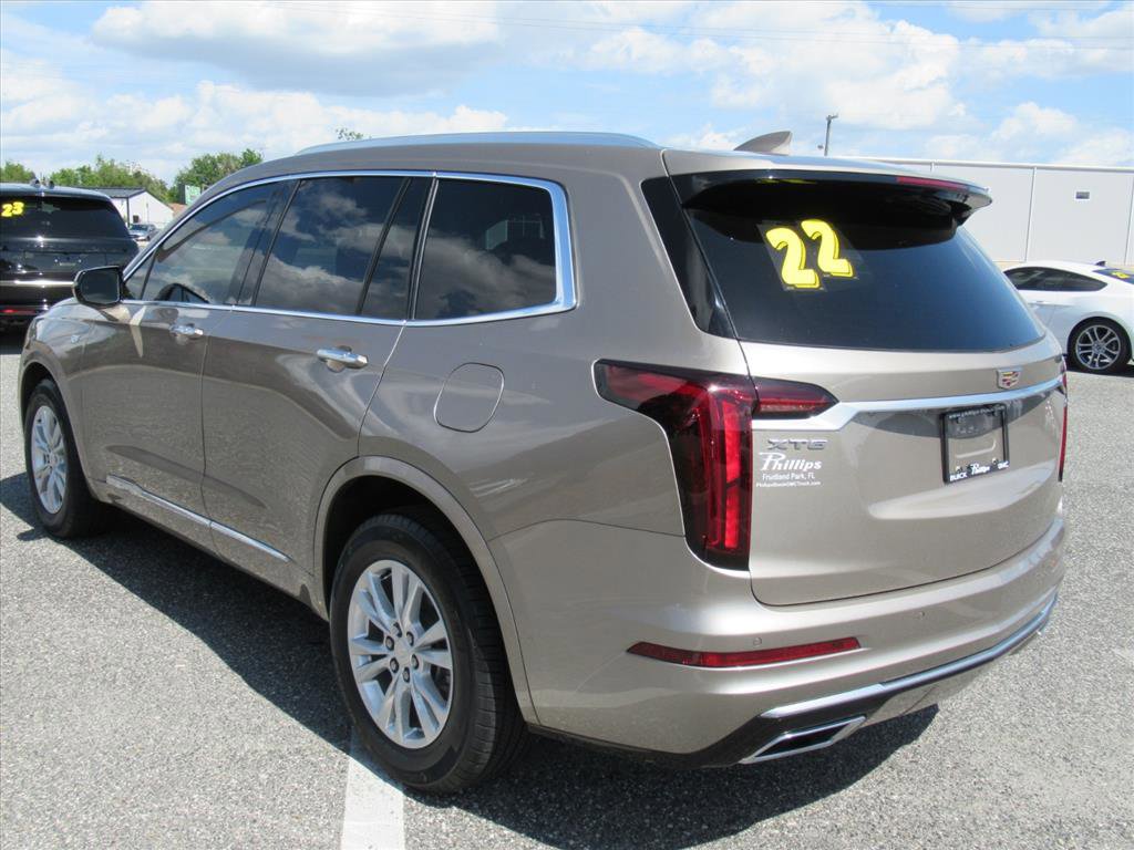 Used 2022 Cadillac XT6 Luxury image 4