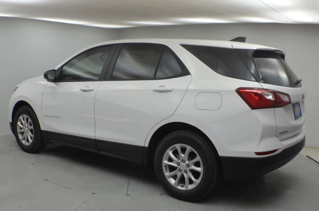 Used 2021 Chevrolet Equinox LS w/ LS Convenience Package FWD image 7