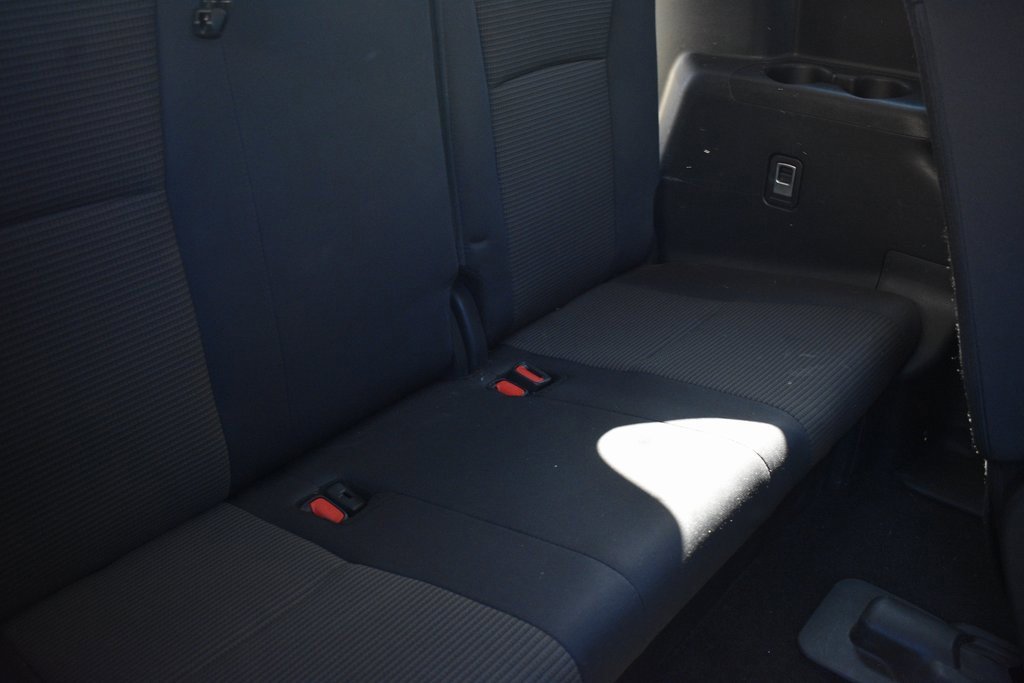 Used 2024 Toyota Highlander LE image 34