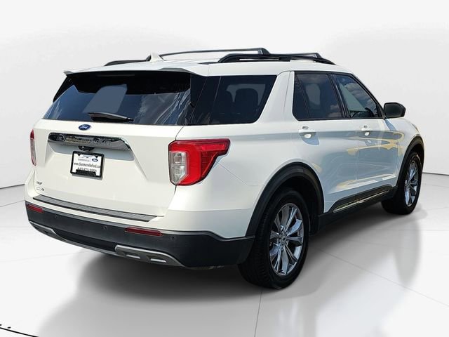 Used 2021 Ford Explorer XLT w/ Equipment Group 202A RWD image 4