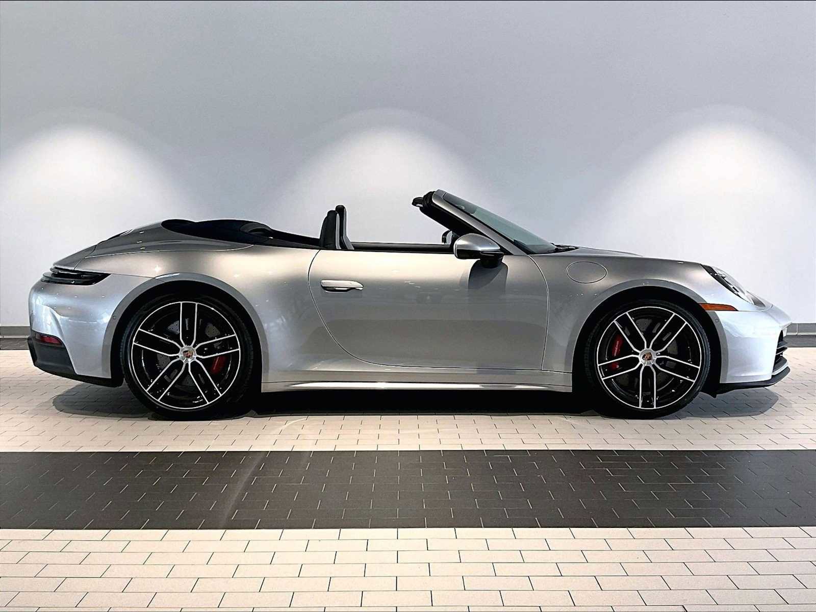 New 2026 Porsche 911 Carrera 4S image 8