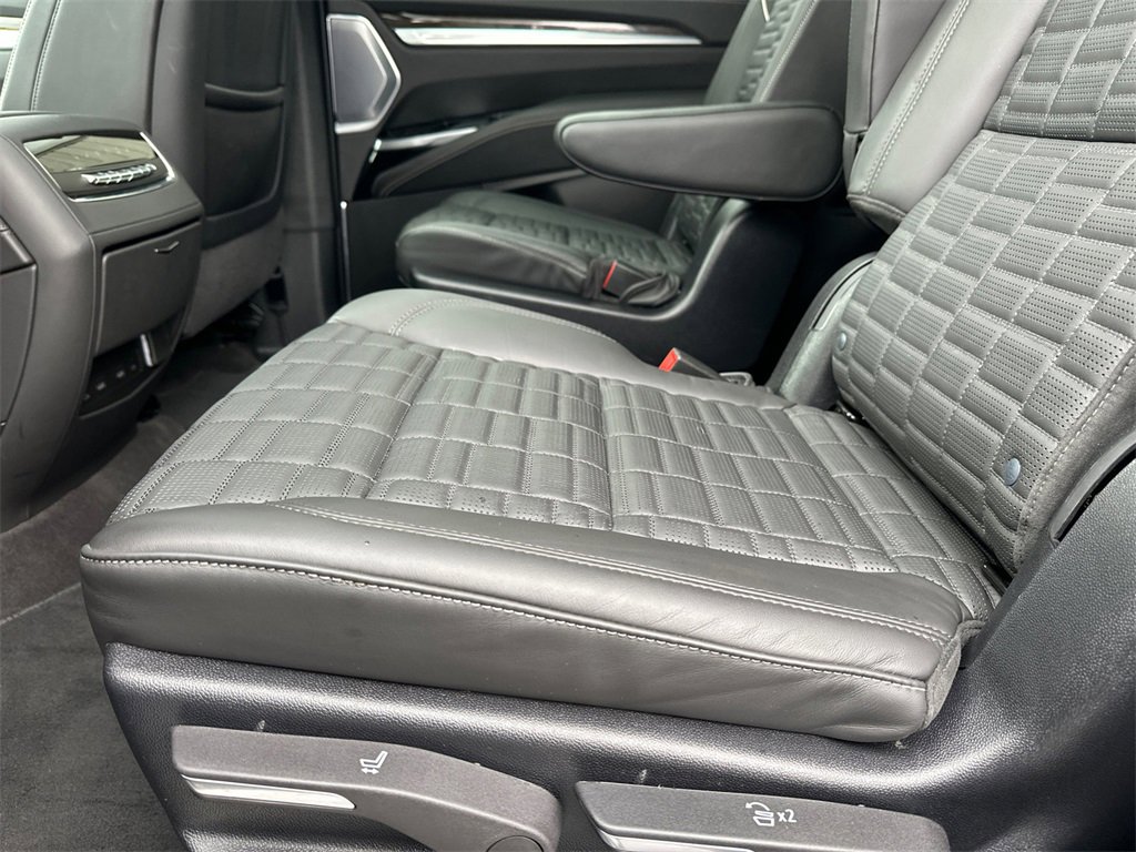 Used 2025 Cadillac Escalade Sport Platinum image 20