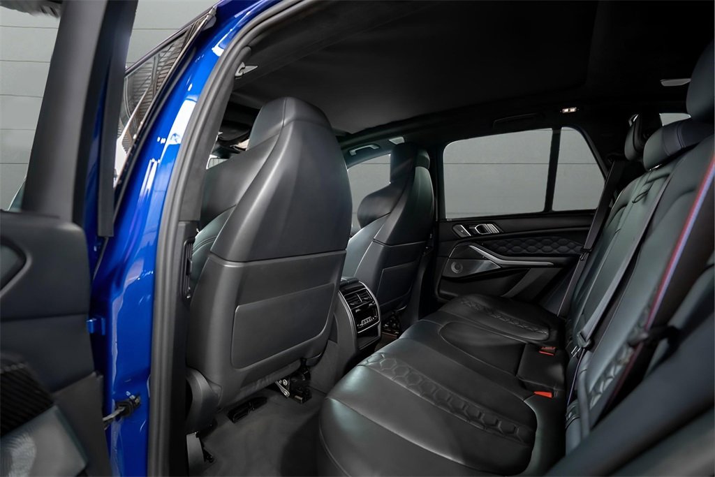 Used 2020 BMW X5 M Competition w/ Executive Package image 32