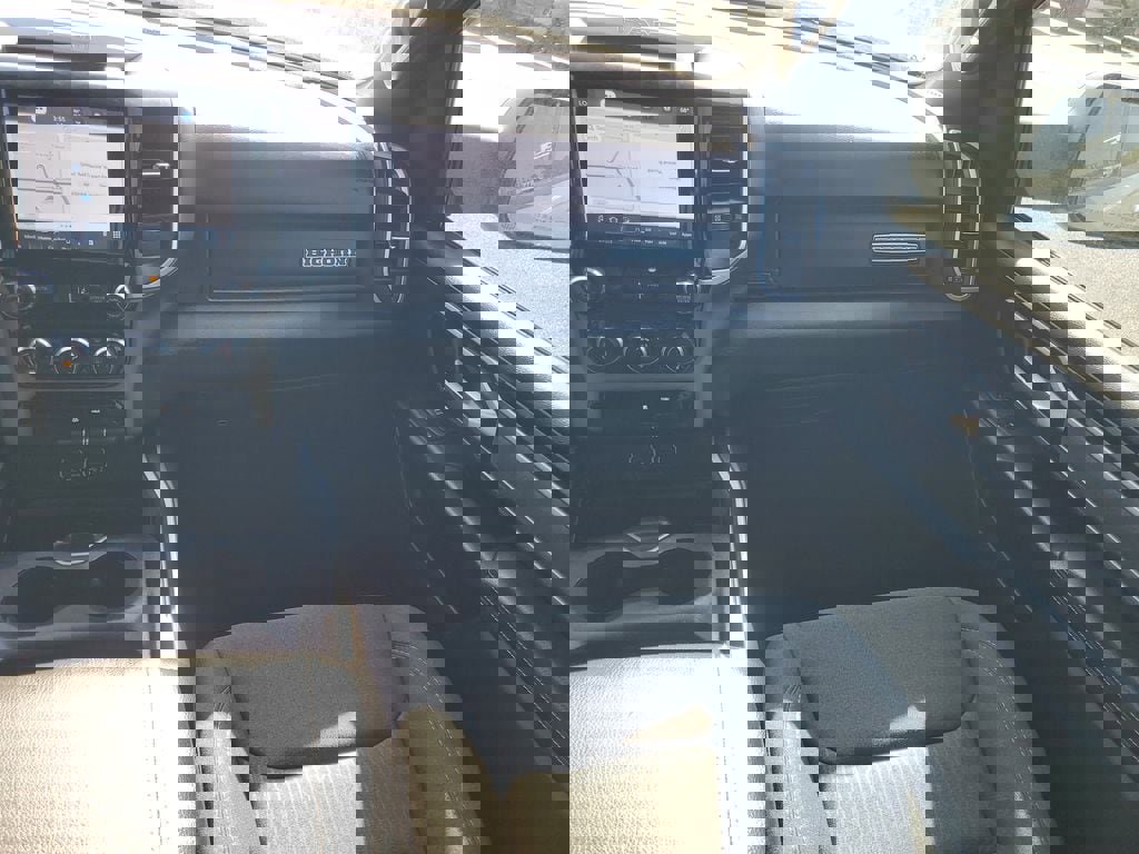 Used 2022 RAM 1500 Big Horn RWD image 26