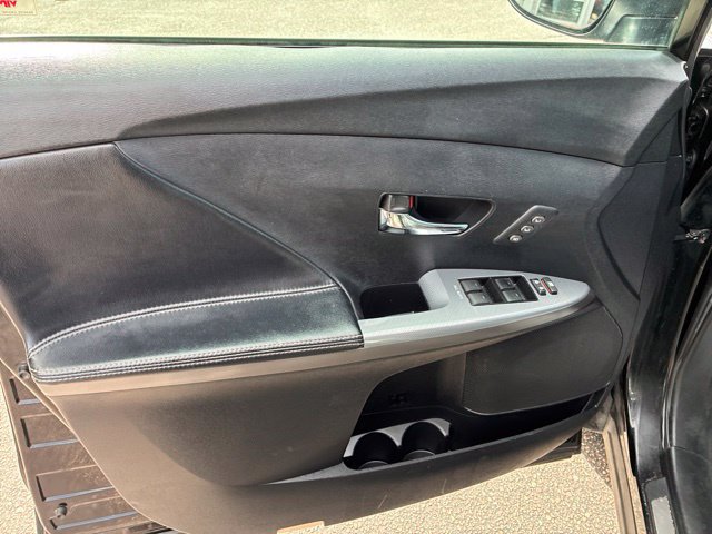 Used 2015 Toyota Venza XLE AWD/4WD image 13