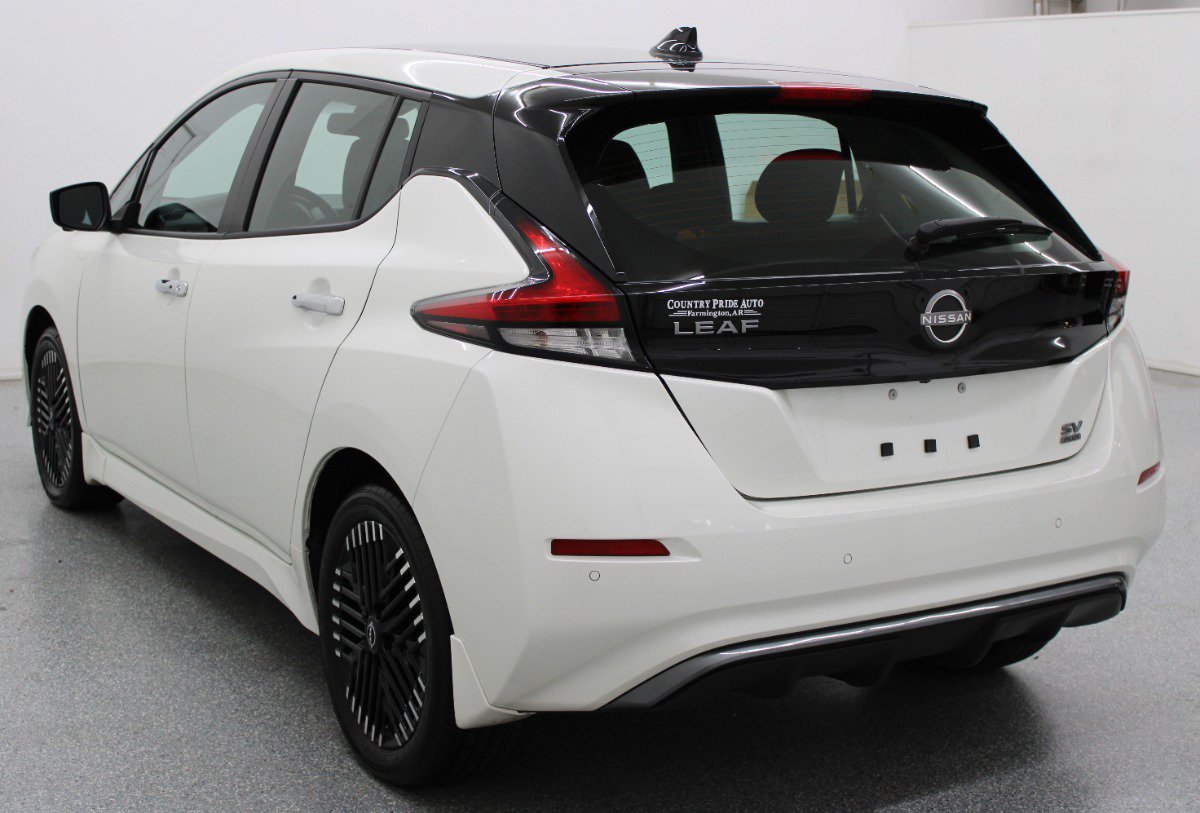 Used 2024 Nissan Leaf SV Plus FWD image 6