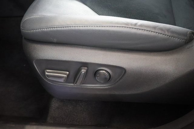 Used 2025 Toyota Grand Highlander AWD Hybrid image 13