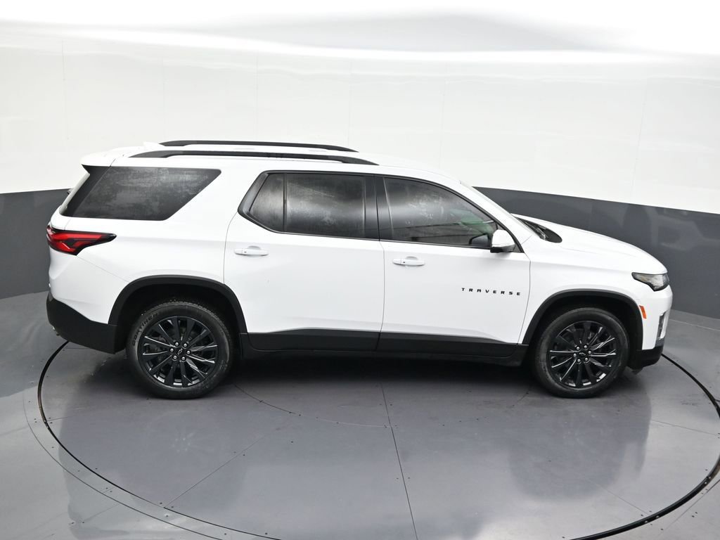 Used 2023 Chevrolet Traverse RS FWD image 21