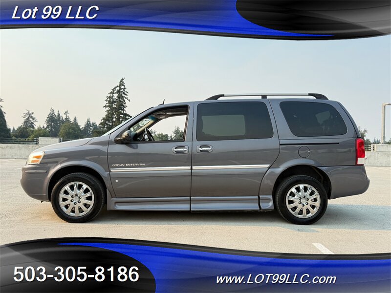 Used 2007 Buick Terraza CXL w/ Driver Confidence Package FWD image 9