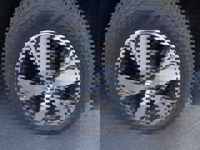 Used 2021 Subaru Forester Touring image 13