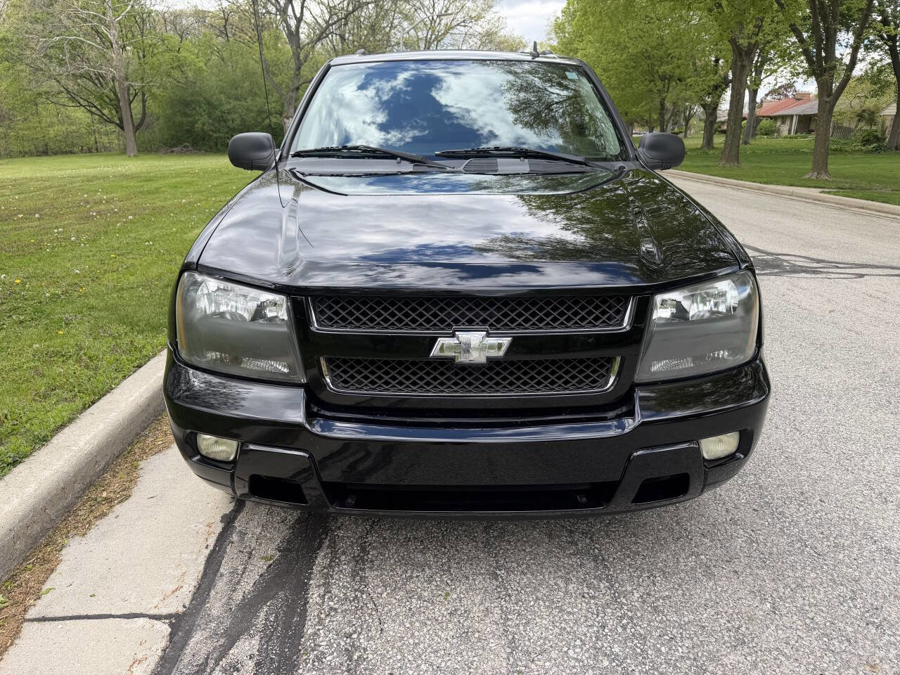 Used 2008 Chevrolet TrailBlazer LT w/ Sun And Sound Package AWD/4WD image 8