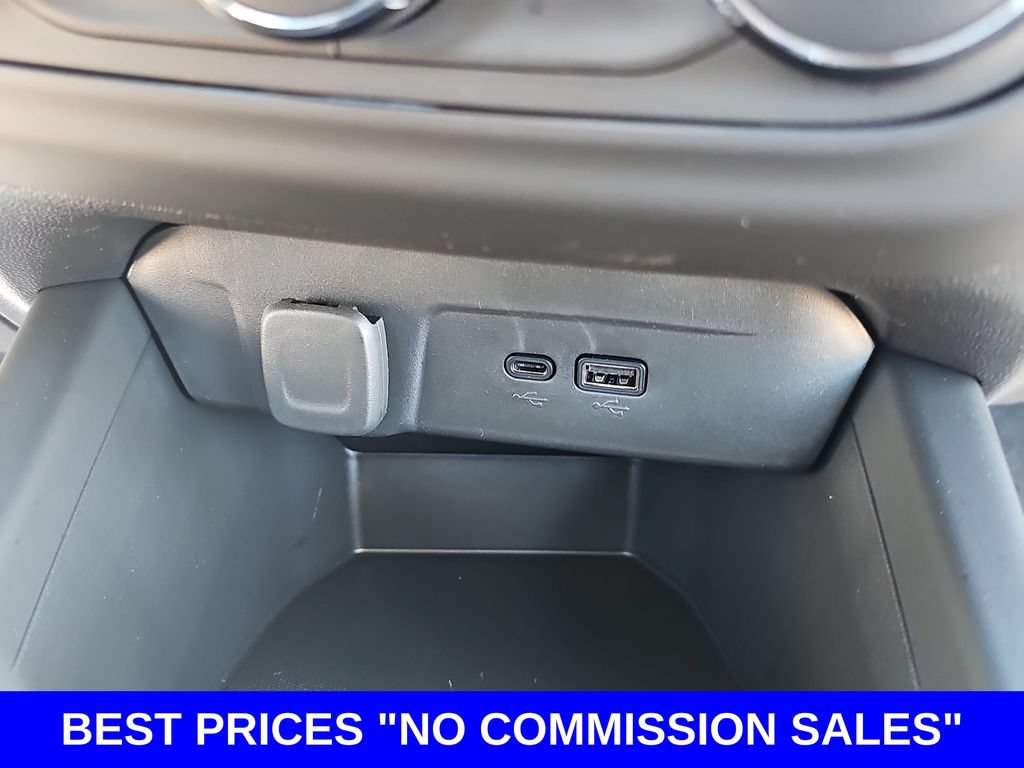 New 2026 Chevrolet Trax LS w/ LS Convenience Package FWD image 24
