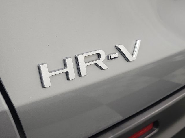 Used 2025 Honda HR-V LX image 8