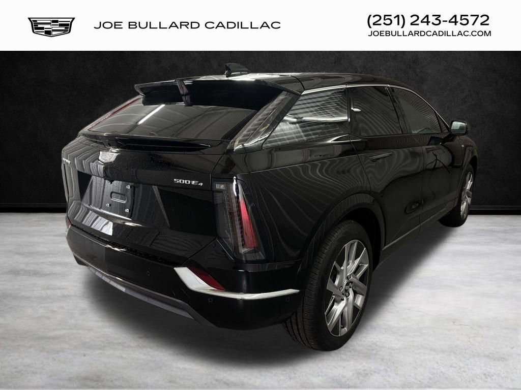 New 2025 Cadillac Optiq Luxury 2 w/ LPO, Floor Liner Package AWD/4WD image 4