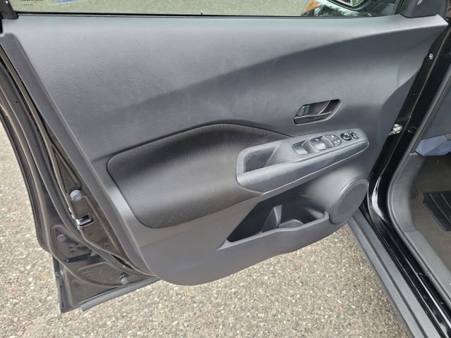 Used 2023 Nissan Kicks S FWD image 16