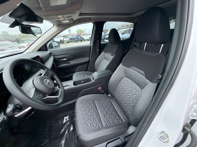New 2026 Nissan Kicks SV w/ SV Premium Package AWD/4WD image 11