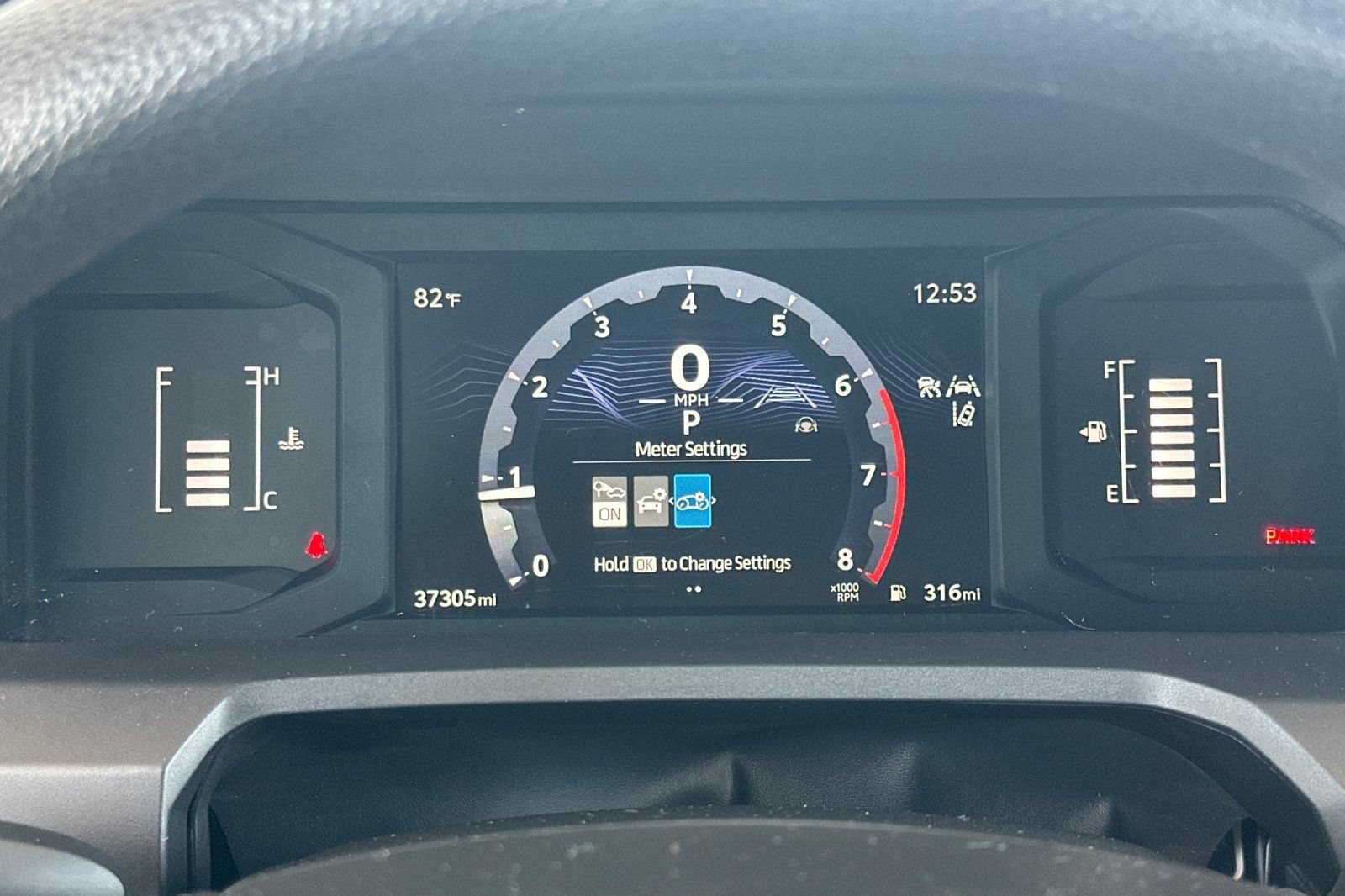 Certified 2025 Toyota Tacoma SR5 AWD/4WD image 28