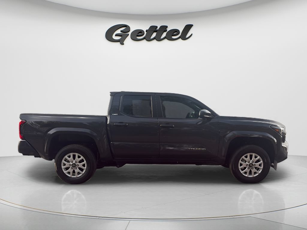 Used 2024 Toyota Tacoma SR5 RWD image 4
