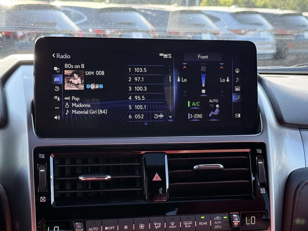 Used 2023 Lexus GX 460 Premium w/ Premium Package AWD/4WD image 10