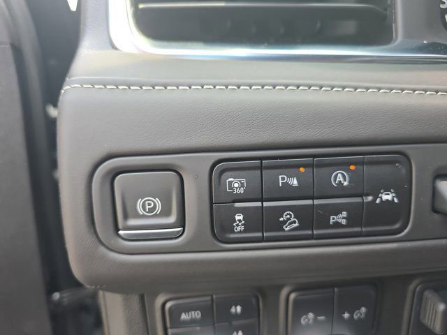 Used 2023 GMC Yukon Denali Ultimate image 29
