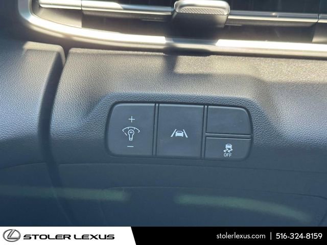 Used 2023 Hyundai Elantra SEL w/ Preferred Accessory Package FWD image 23