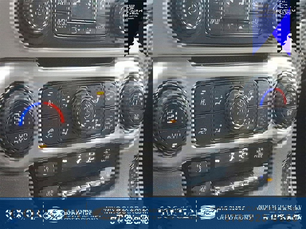 Used 2018 GMC Yukon Denali image 16