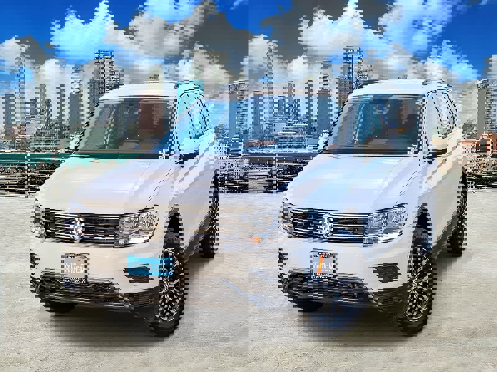 Used 2018 Volkswagen Tiguan SE image 1