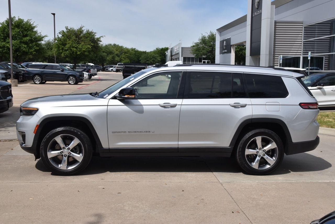 Used 2021 Jeep Grand Cherokee L Limited AWD/4WD image 12